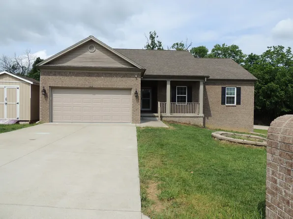 109 Hackberry Ct, Frankfort, KY 40601