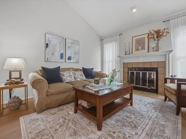 264 Jefferson Pkwy, Fort Worth, TX 76107