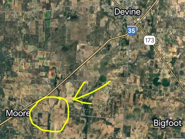 146 CR 2666 LOT 213, Moore, TX 78057