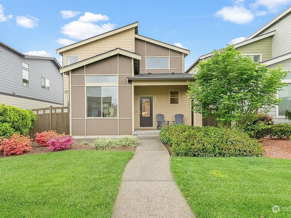 1st image of 32897 Crystal Lakes Lane