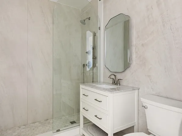 445 Lafayette Street image 17 of 20