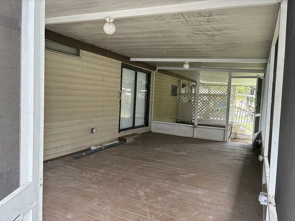 3304 J & J Manor Rd