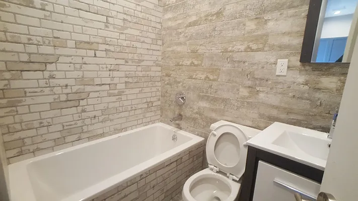 Rented by Evergreen Apartments BK | media 42