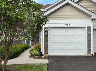 1132 Regency Ct, Schaumburg, IL 60193