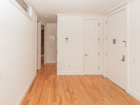 2nd image of 43 Orchard St #2A