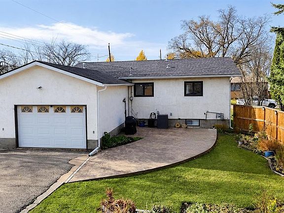 2nd image of 5009 W 45th St