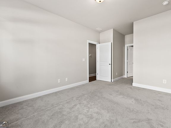 5th image of 2423 Figaro Dr