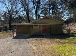 702 Viewcrest Dr, Longview, TX 75604