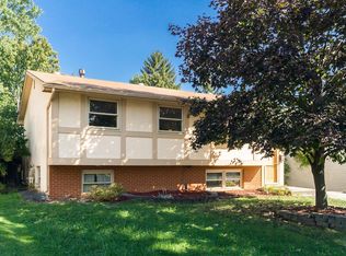 1104 Harwood Dr, Columbus, OH 43228