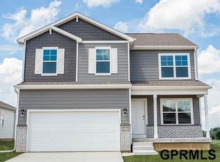 12902 67th St, Papillion, NE 68133