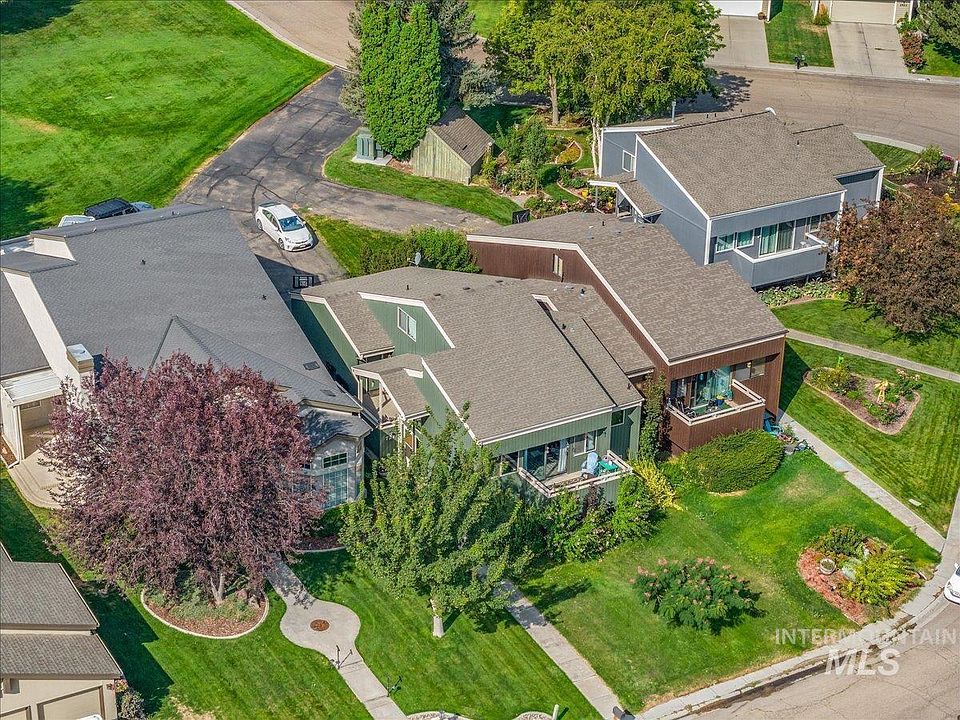 1st image of 721 Parkside Way