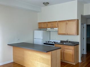2525 N Lincoln Ave #2C, Chicago, IL 60614