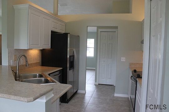 5th image of 9 Bronson Ln