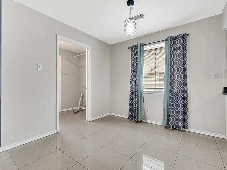 11826 Oceanview St — Photo 10