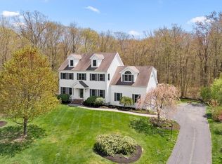 4 Homestead Dr, Medway, MA 02053
