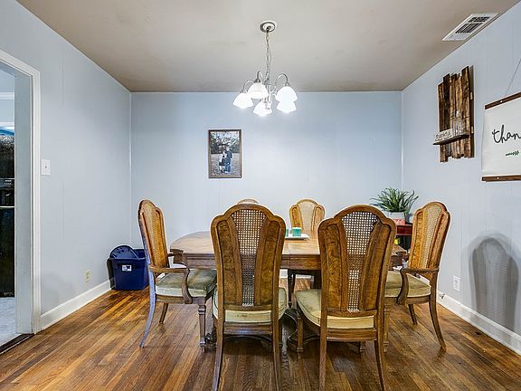 5th image of 1516 North St
