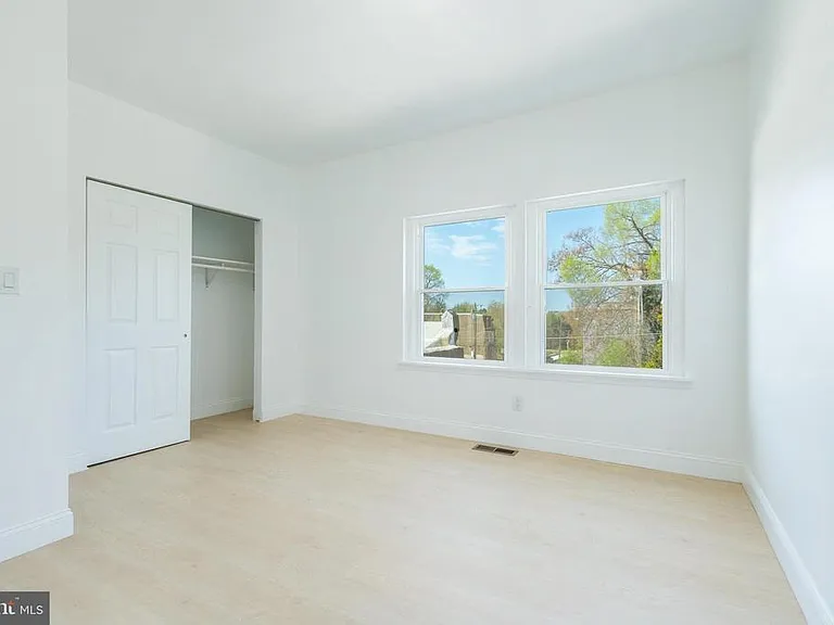 703 N 43rd St #2 — Photo 14