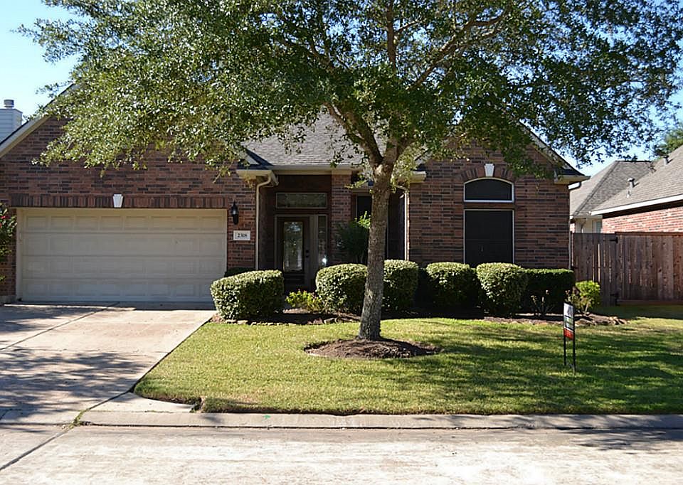 1st image of 2318 S Venice Dr