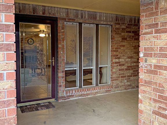 3rd image of 4110 Dogwood Ln