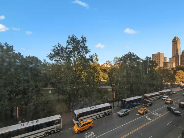 150 Central Park South image 9 of 10