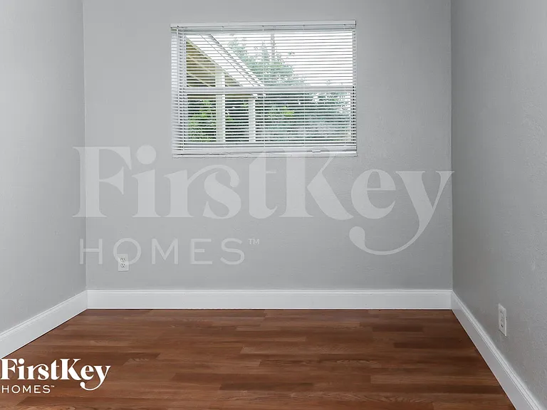 6231 NW 20th St — Photo 12