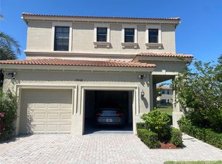 19268 NE 8th Ct, Miami, FL 33179