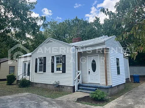 1318 Woodward Rd Photo 1