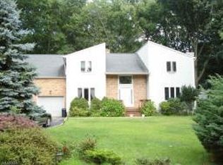 9 Willow Way, Florham Park, NJ 07932