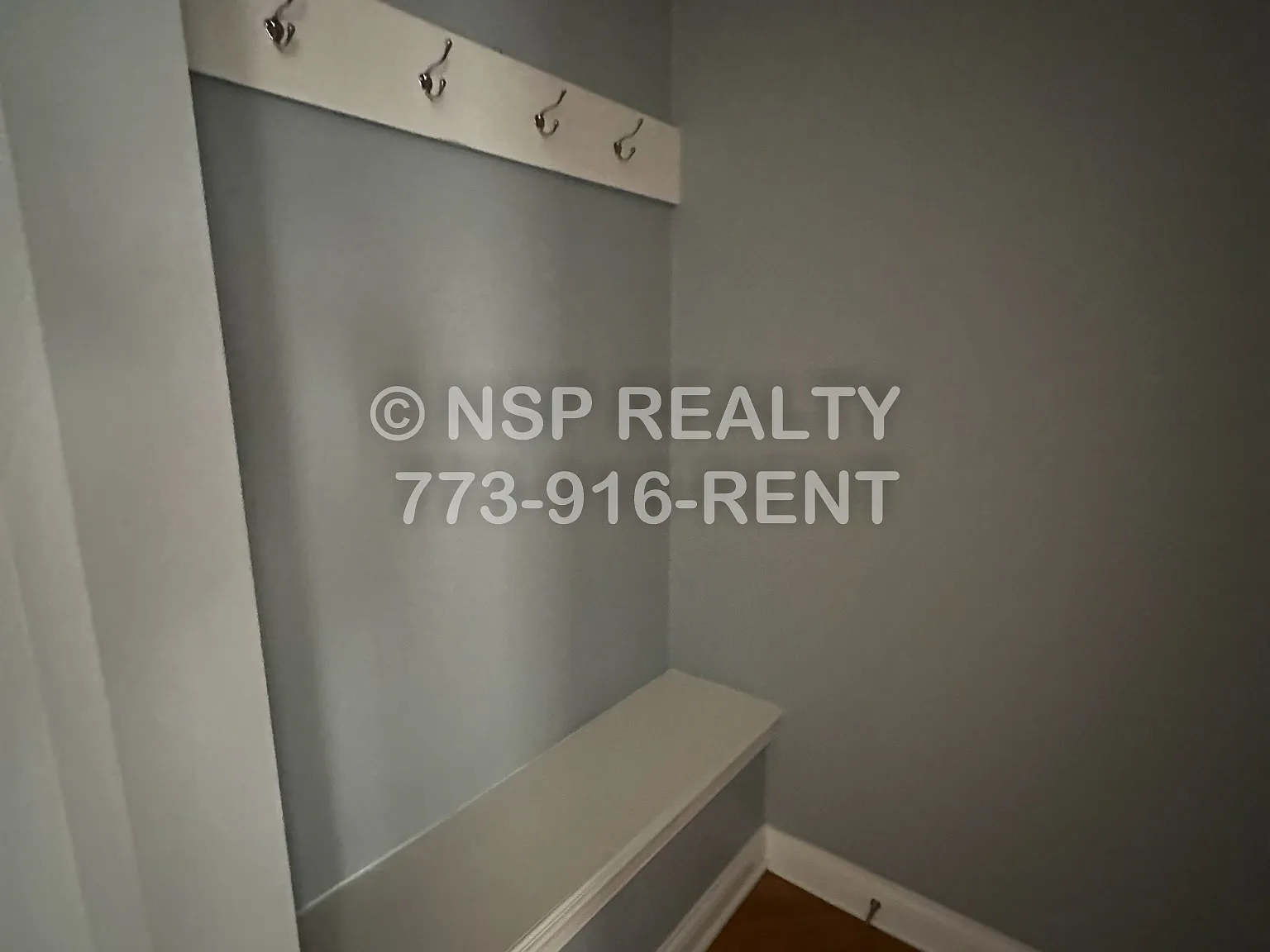 2 bed, 900 sqft, $2,050 — Photo 2