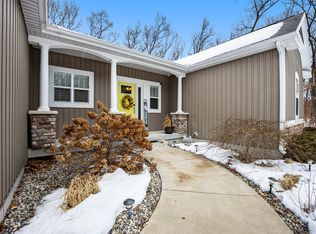 7282 Sue Marie Ln, Muskegon, MI 49442