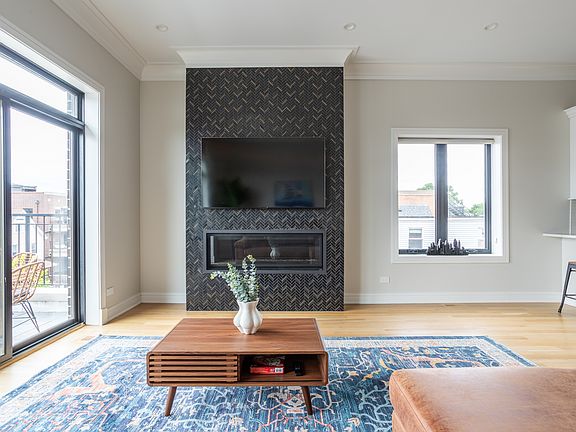 5th image of 3019 N Clybourn Ave #3