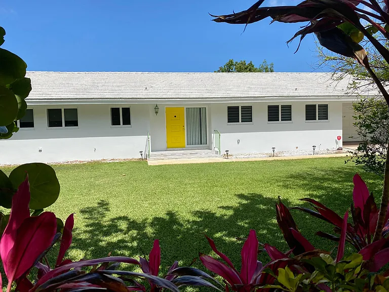 114 N Atlantic Dr — Photo 47