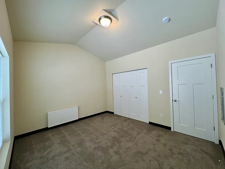 735 Meridian Dr — Photo 6