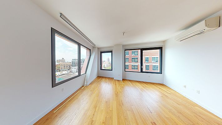 1st image of 123 Melrose St APT 748
