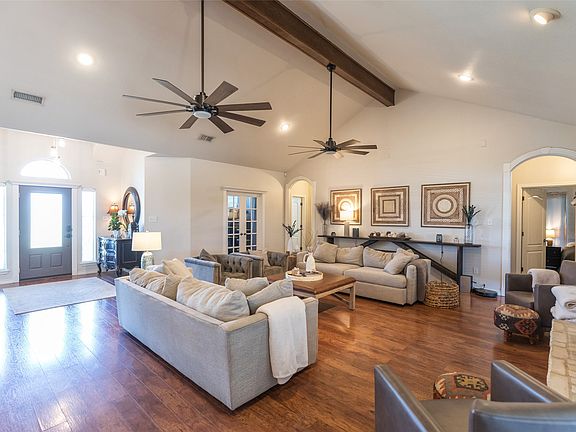 5th image of 157 Sugar Biscuit Ln