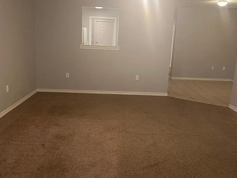 5420 Kemper St — Photo 3