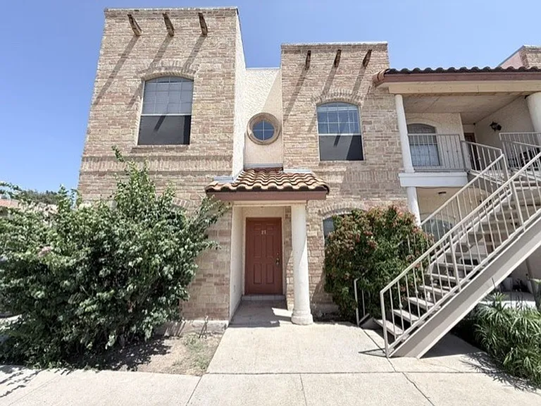 1420 Musser St — Photo 2