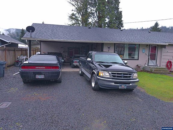 3rd image of 534 Birch St