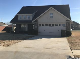 13576 Rising Run Cir, Athens, AL 35613
