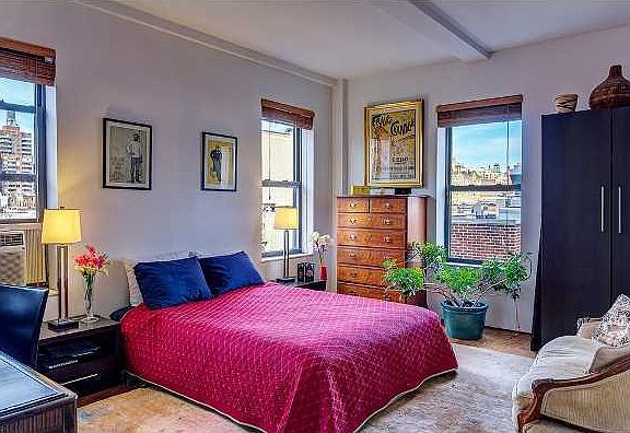 3rd image of 203-211 W 81st St #8E