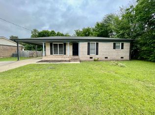 405 Atwell Dr, Fayetteville, NC 28314