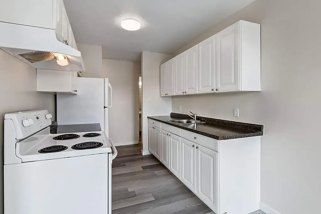 Terrace Apartments — Photo 4
