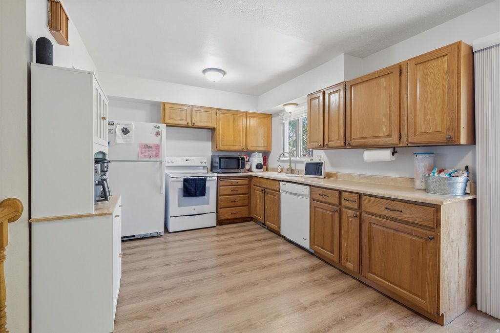 288 N 100 E, Millville, UT - View 5