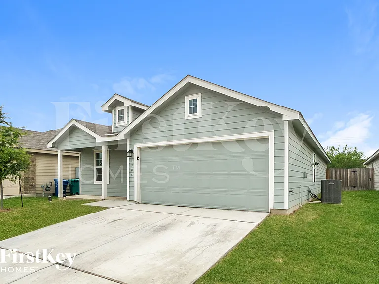 1906 Morse Way — Photo 2