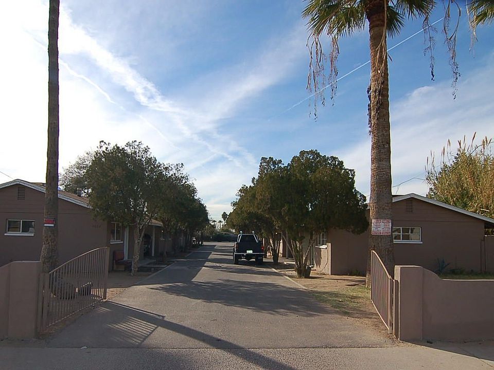 2nd image of 2032 N 26th Pl APT 8