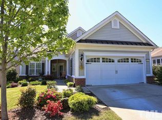 636 Lipford Dr, Cary, NC 27519