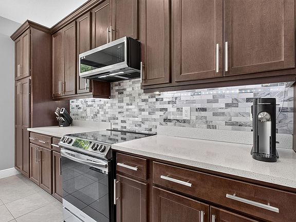 4th image of 1844 Sandpiper Pointe Place