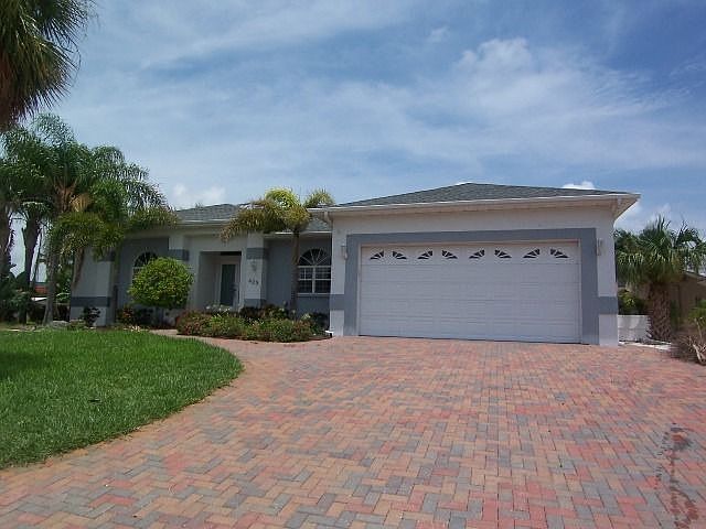 1st image of 429 4th Ave N