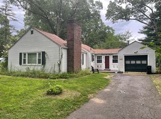 103 Fairview St #103, Longmeadow, MA 01106
