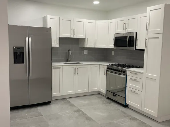 (undisclosed Address), Miami, FL 33165
